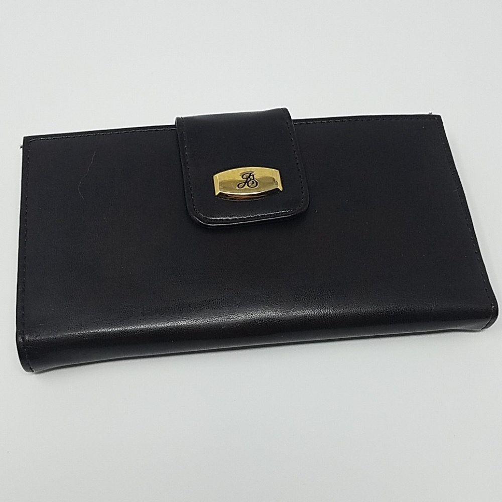 Womens vinyl/faux leather checkbook wallet